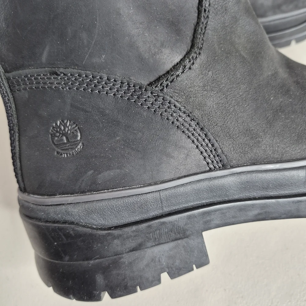 Timberland Malynn Waterproof Leather & Nylon Insulated Boots - Size 8.5